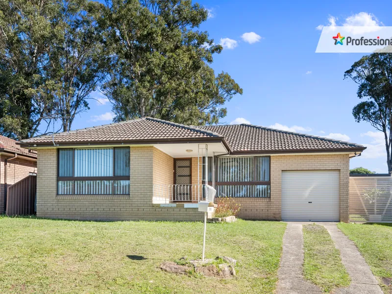 Genuine vendor says SELL- Spacious home with granny flat potential!