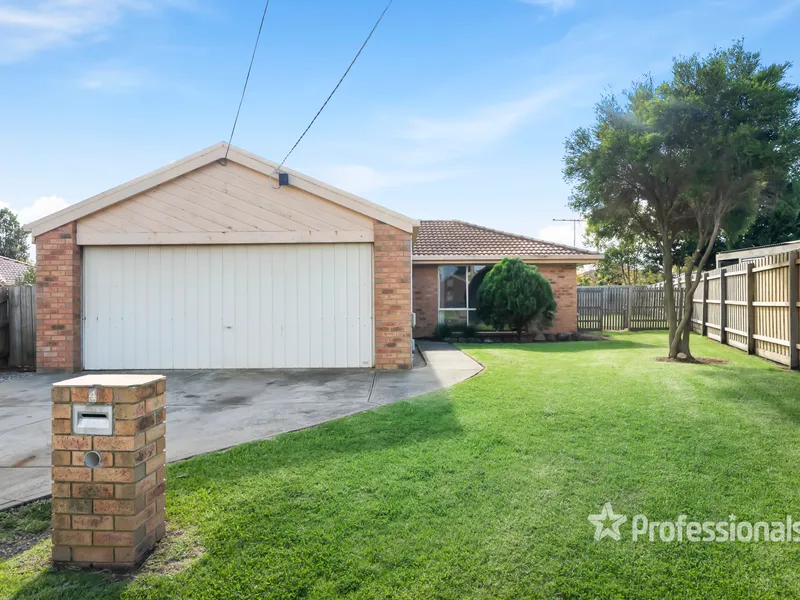 Family Home in Quiet Court!