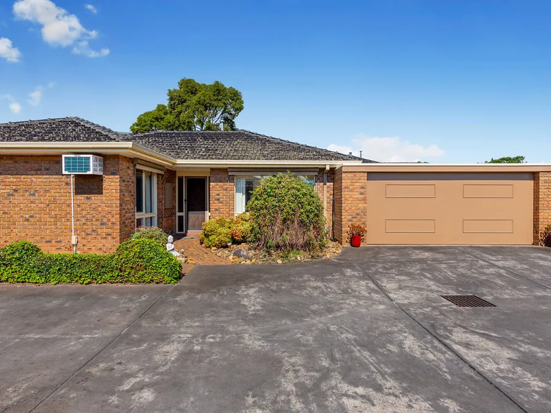 Pristine Interiors with Charming Surrounds