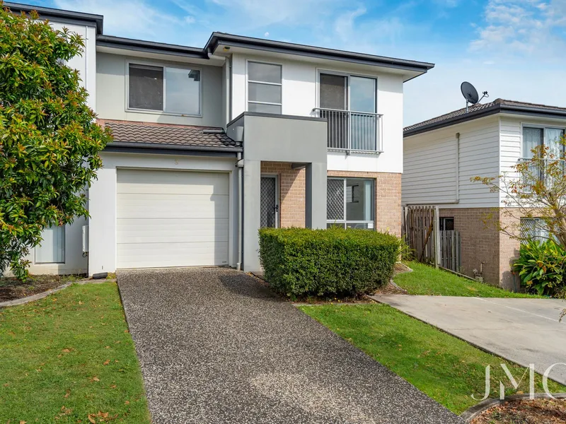 Central 3-Bedroom Ormeau Townhouse