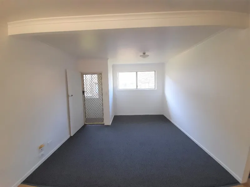 Low Maintenance Living In the Heart of Burleigh Heads