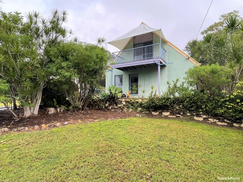 QUIET LOCATION, LARGE SHED & VIEWS
