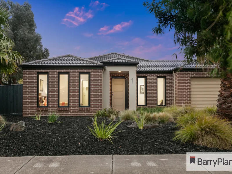 Family Haven in Prime Location!