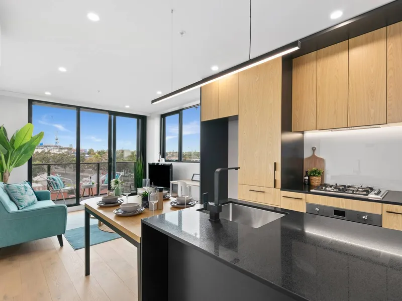 Stunning St Kilda Apartment!