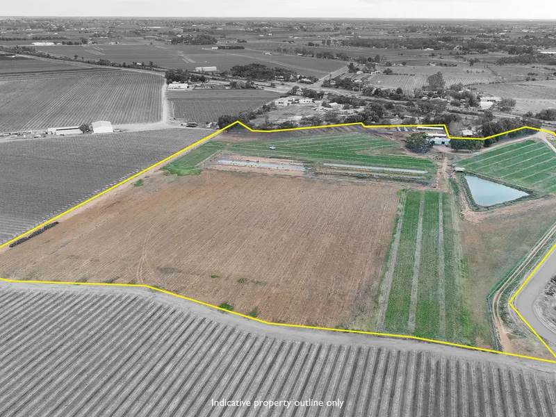 PREMIUM LOCATION WITH SMALL BUSINESS OPPORTUNITY