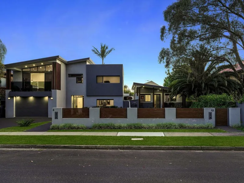 HOUSE | FLAT | LAKESIDE | 671M2