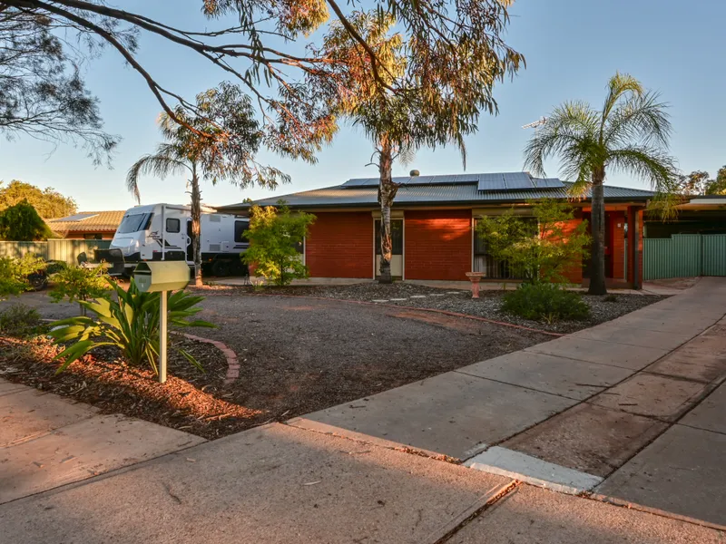 Family friendly 3 bedroom home in a cul de sac location