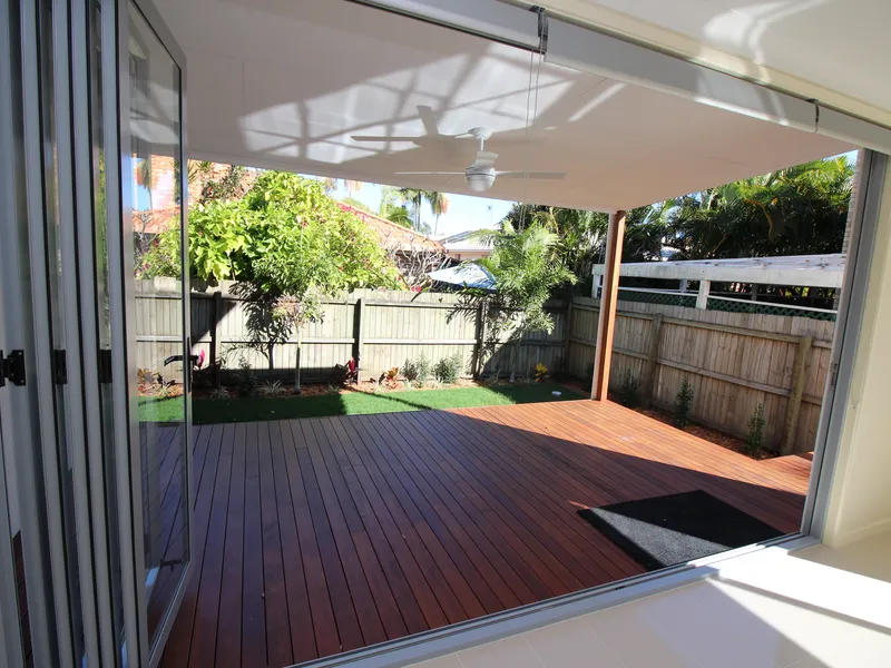 Inspection a must SIMPLY STUNNING .......... TOWNHOUSE