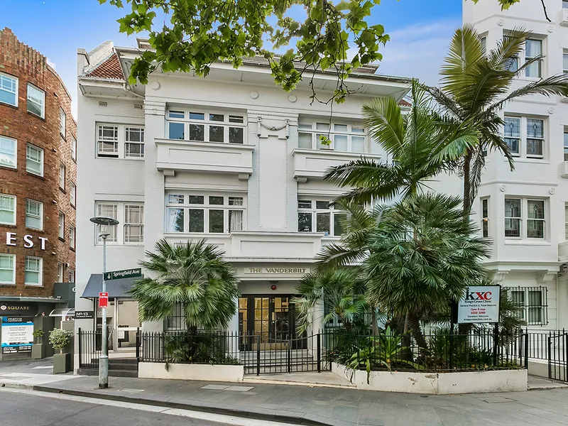 High Quality with Large Floor-Plan 