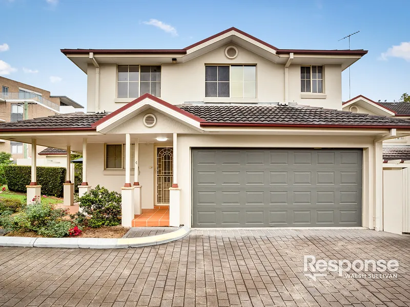 Designer Townhouse in Small Complex – A Rare Gem in the heart of Baulkham Hills