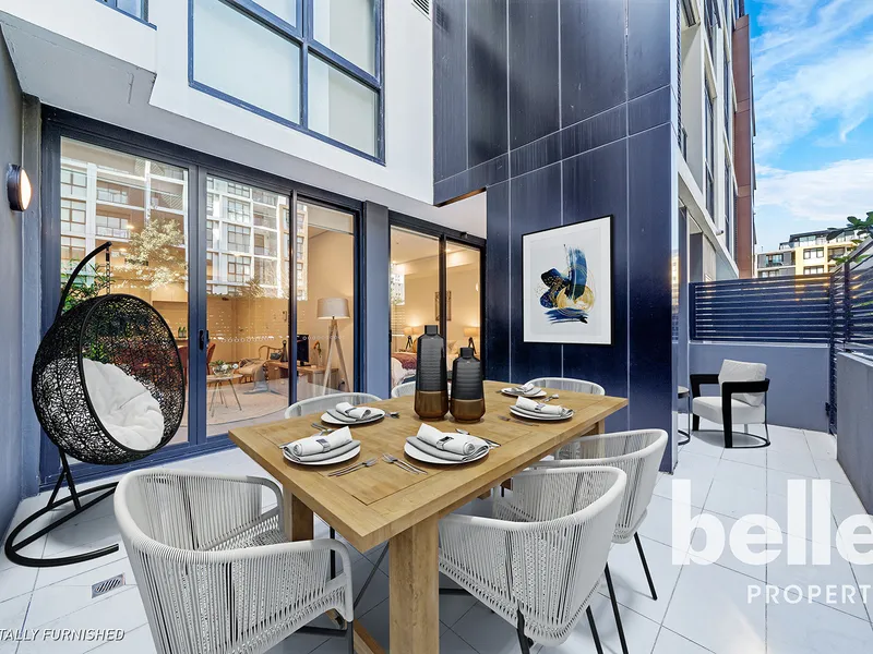 Stunning Modern Apartment with Study and Courtyard in Best Location