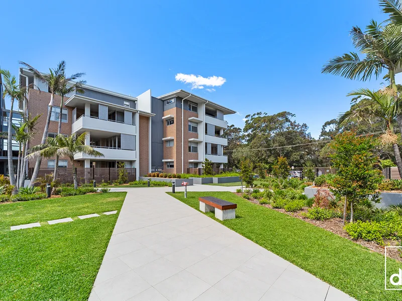 CONTEMPORARY & CONVENIENT COASTAL LIVING IN CORRIMAL