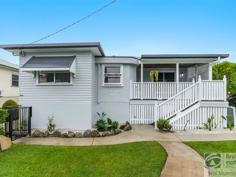 FALL IN LOVE - EAST LISMORE BEAUTY