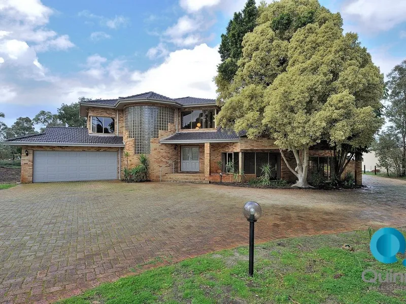 Grand 500sqm Residence on One Acre of Land