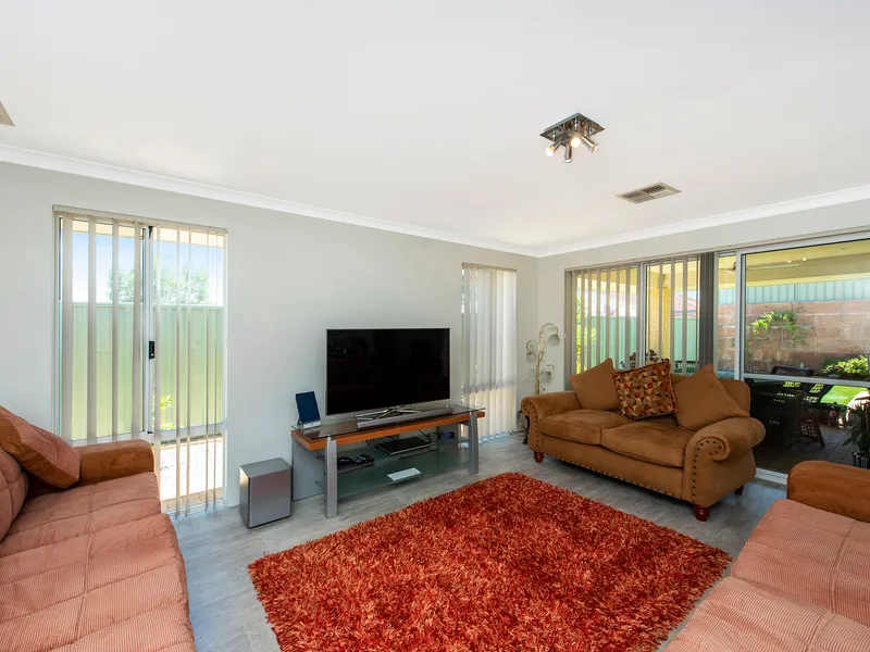 LOW MAINTENANCE LIVING - SELL THE LAWNMOWER !