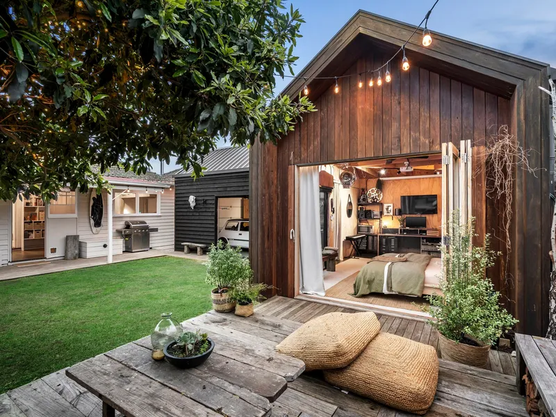 Character, Warmth & Charm all wrapped in one!