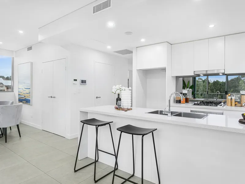 Ultra-modern apartment with private north aspect