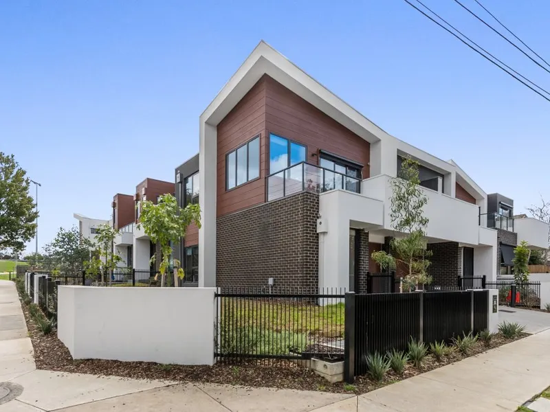 A Deluxe Corner of the Block Town House