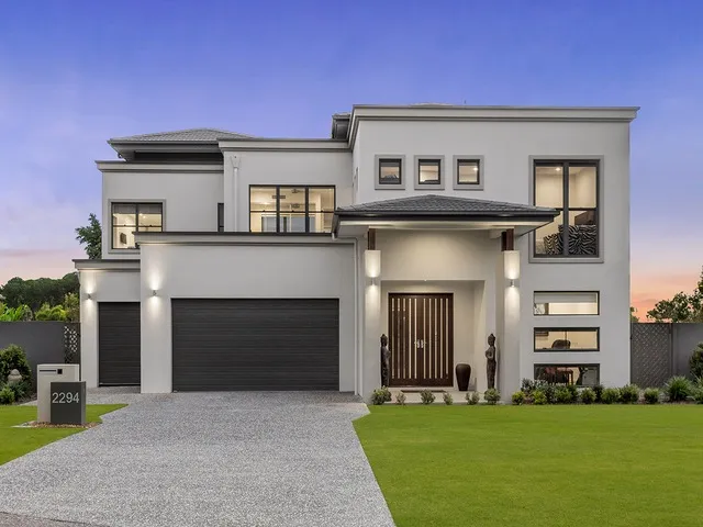Prestige Golf Front Living house in Sanctuary Cove