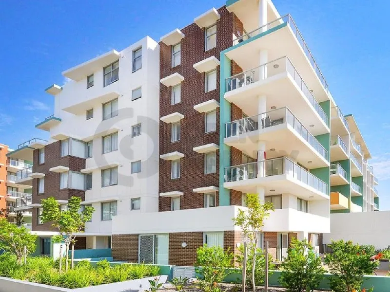 Modern One Bedroom Apartment NOW LEASING!!!