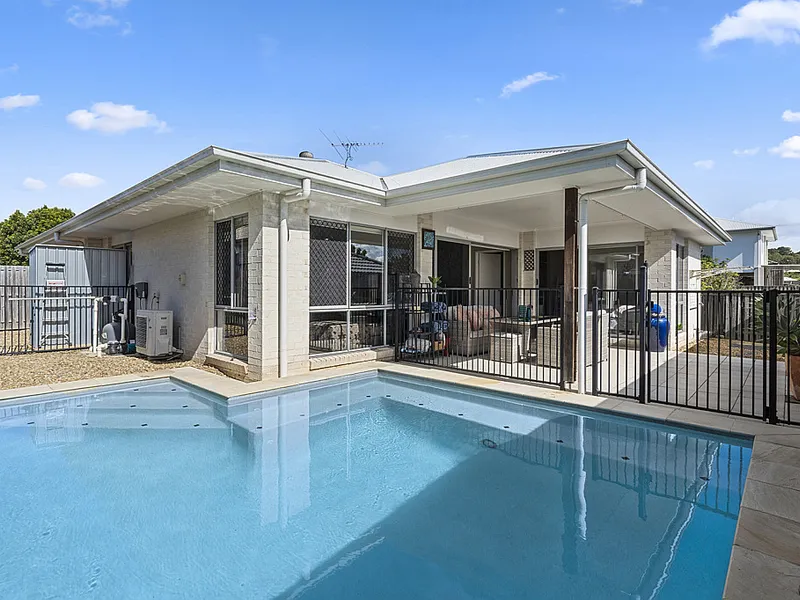 Entertainers delight, move straight in and set up the bbq...