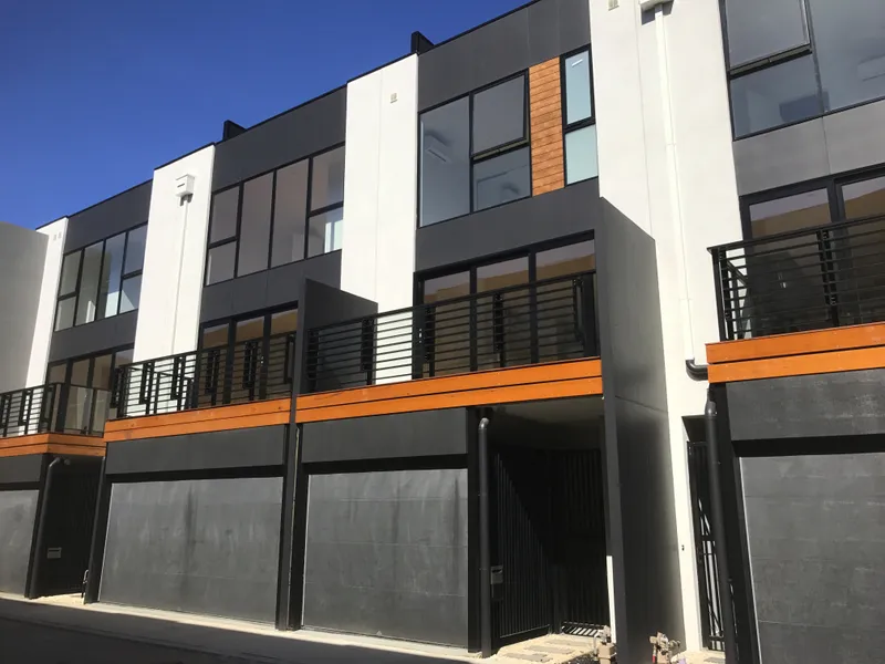 THREE LEVEL Townhouse in GREAT LOCATION