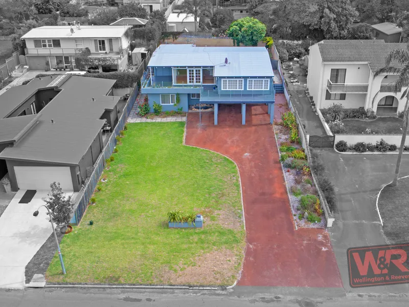 MASSIVE MIRA MAR FAMILY HAVEN