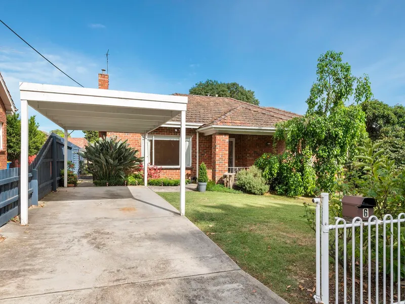 Comfortable family home in Balwyn High Zone