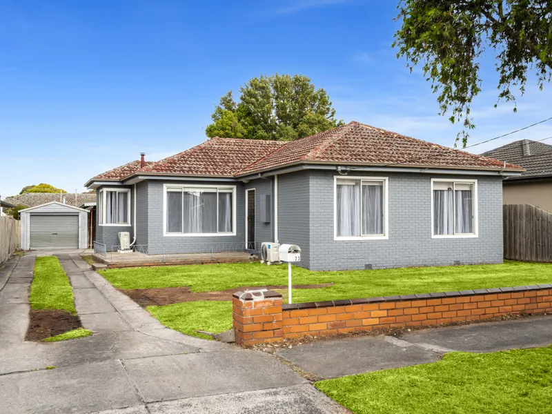 Charming family home - Renovate, Extend or Redevelop (STCA)