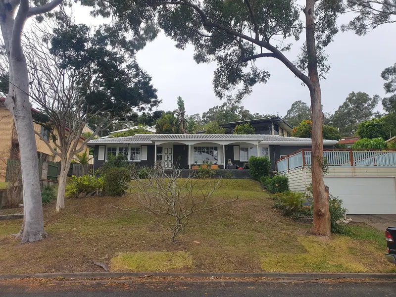 TARRAGINDI CONVENIENCE - QUIET PEACEFUL LOCATION - FAMILY ENTERTAINER