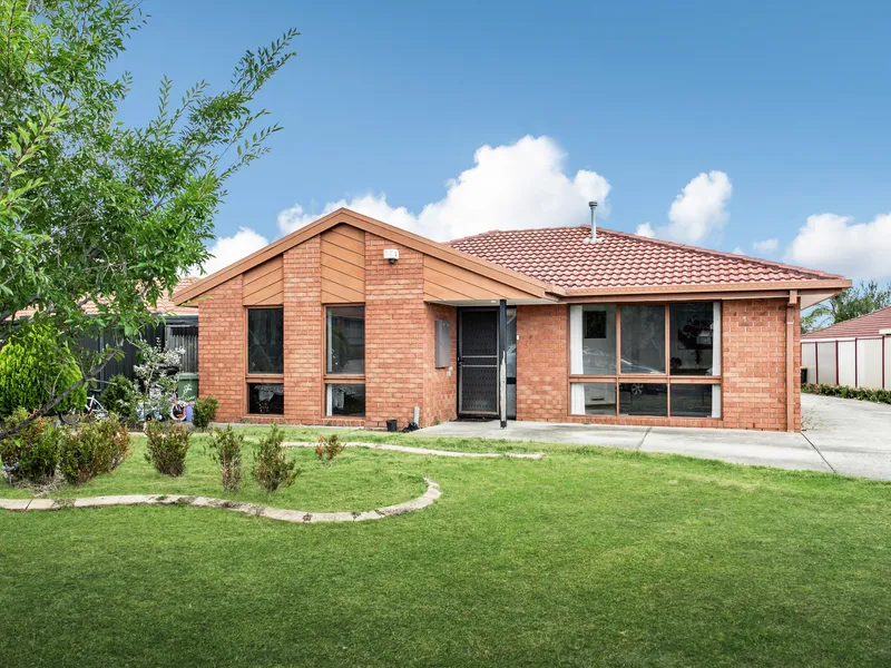 Single Level with Genuine Family Appeal