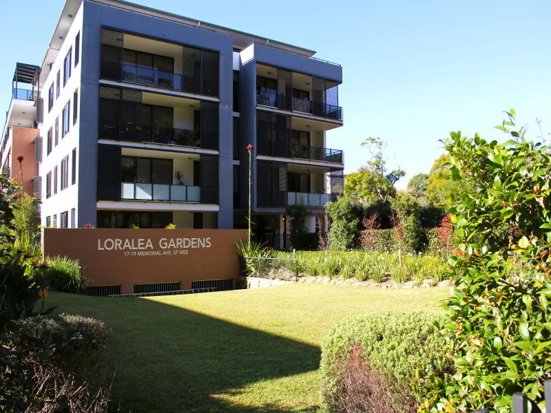 Luxury Two -Bedroom Split Level  maisonette in  Loralea Gardens( 5th & 6 level ) , send message to Yvonne 0468 468 885 to secure your home . 