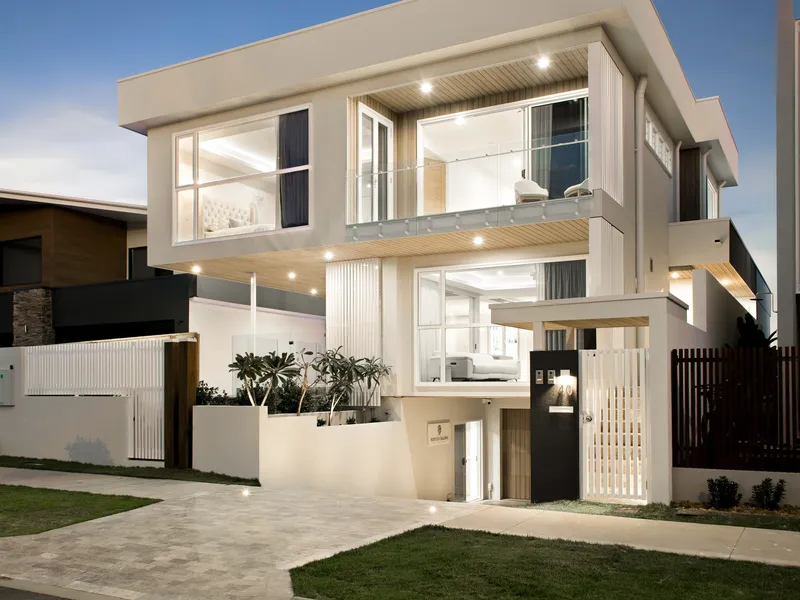 A FLAWLESS LIFESTYLE OF UNERRING DISTINCTION