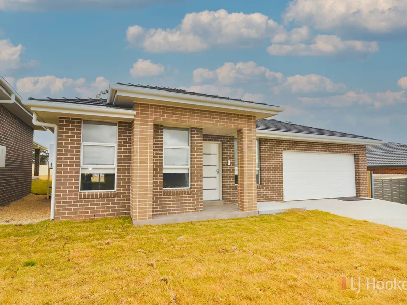 Near New Executive Home