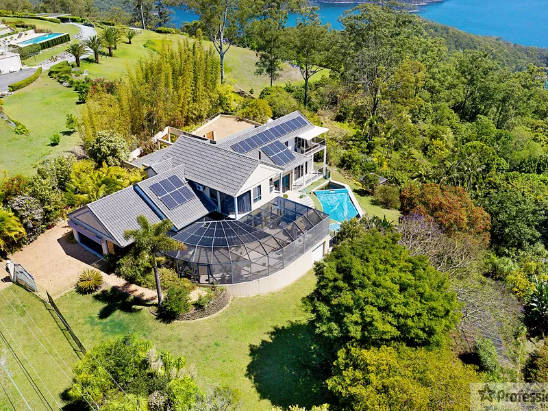 A GOLD COAST RESIDENCE presenting a UNIQUE STYLE