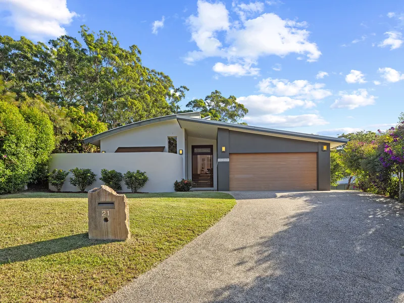 Luxurious Family Home Moments From Stunning Beaches