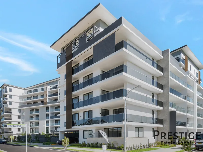 Luxury Living in a Superb Locale!