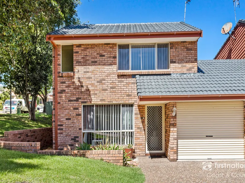 Immaculate Townhouse