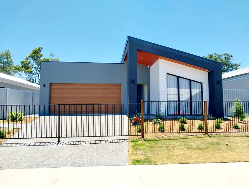 Display Quality Home on a Registered 600m2 Lot