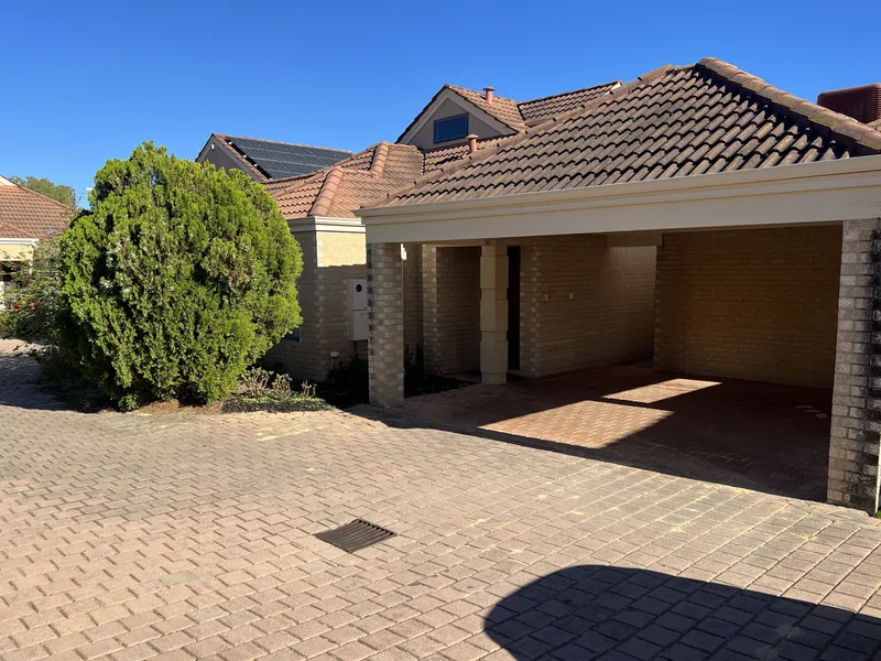 Experience Luxury Living at 4/63 Ponte Vecchio Boulevard, Ellenbrook!