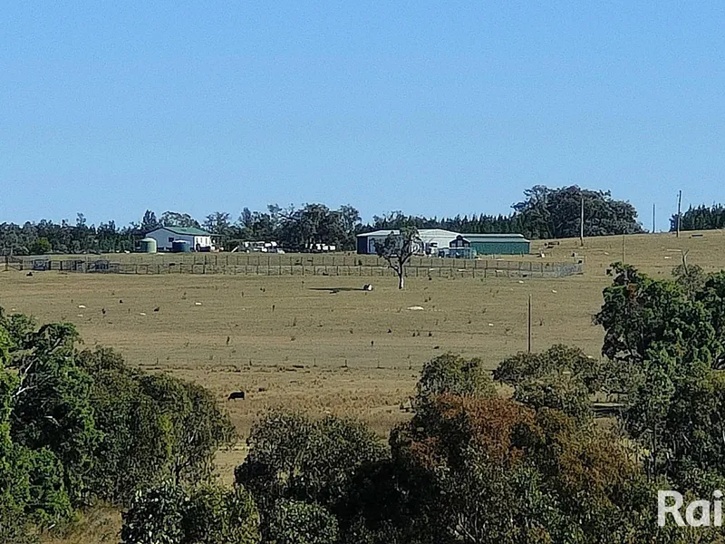 Tranquil country living with primary production!