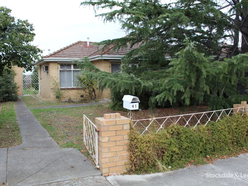 3 BEDROOM HOME FOR RENT IN ALTONA NORTH !!