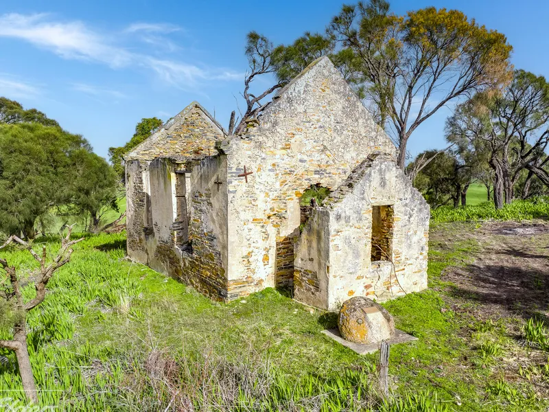 C1856 CHURCH RUINS ON 4067M2 LAND
