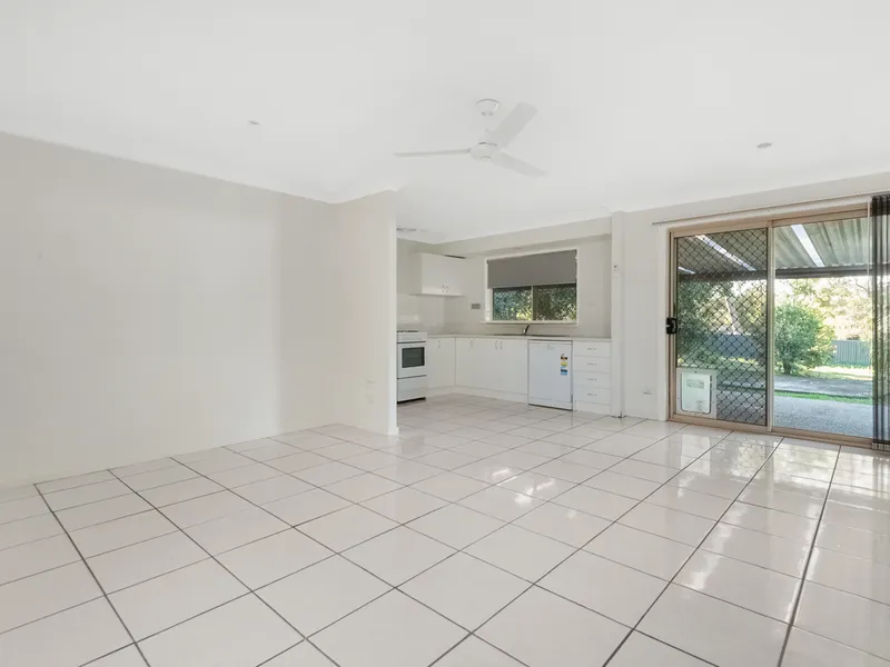 🏠 For Rent: Spacious 3 Bedroom Home in Boronia Heights! 🏠