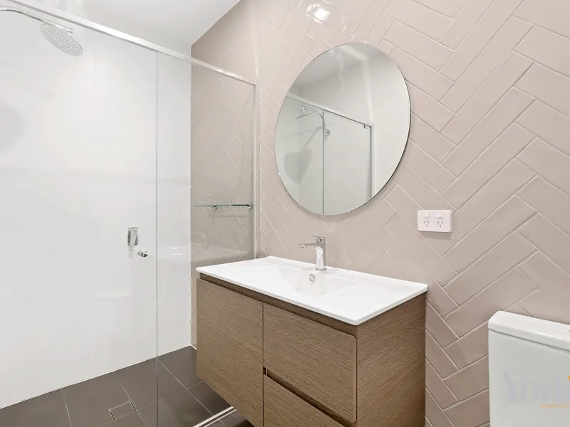 Just listed and available for lease!  Professional and designer 1 bed PLUS study!--- UNDER APPLICATION + DEPOSIT RECEIVED ----