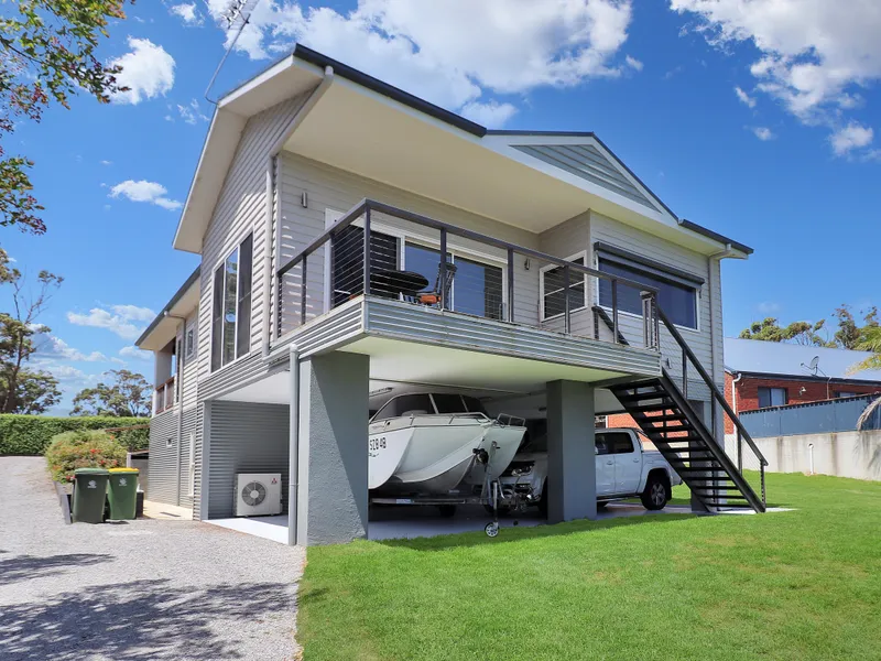 Beautiful home, beautiful location, beautiful views of the water front.