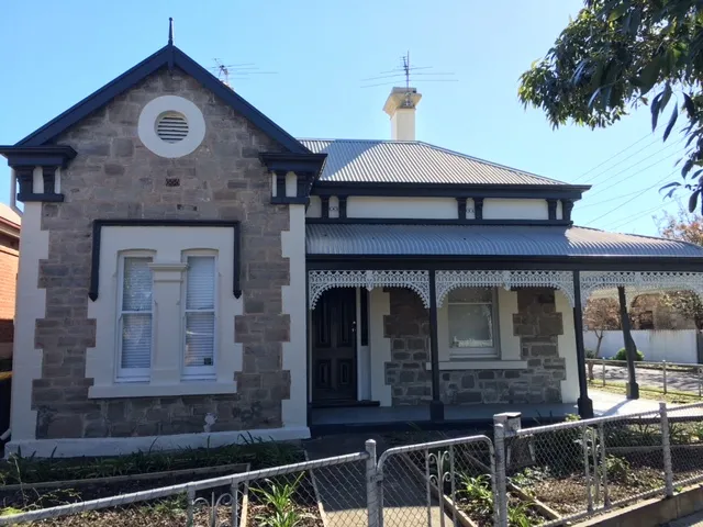 CHARACTER HOME IN SEMAPHORE!