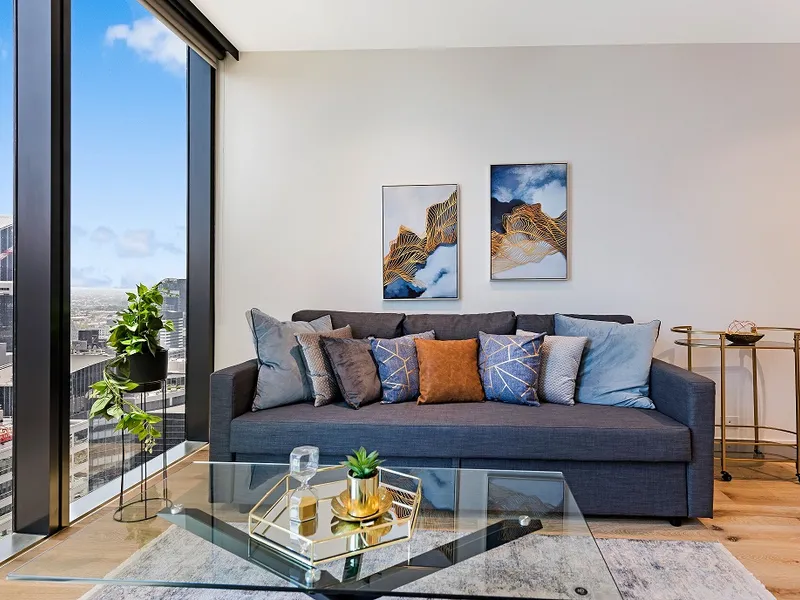 FULLY FURNISHED LUXURIOUS RESIDENCES 2 BEDROOM ABOVE THE HEART OF COLLINS STREET!