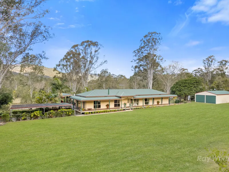 Superb horse property!
