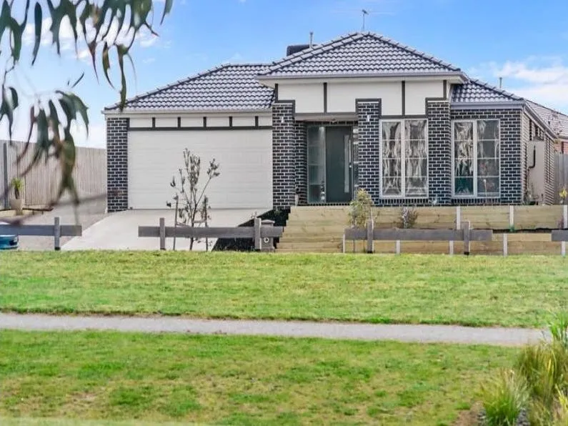 Light, Bright And Modern!